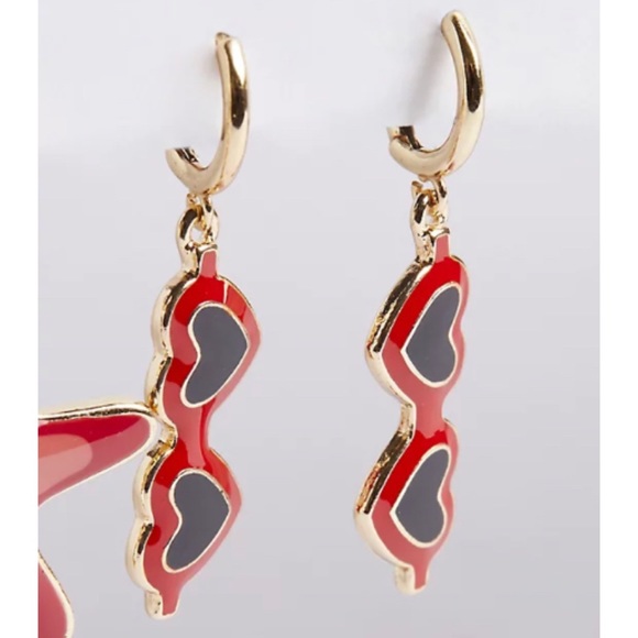 ๐ Gold Tone Beach Mini Hoop Charms Earrings Set of 3 NWT Torrid New! - Picture 4 of 5